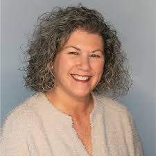 Allison Marlow's Instagram, Twitter & Facebook