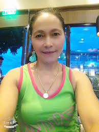 Celebrities Leaving the Country