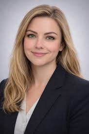 What are appropriate closing gifts for luxury clients?