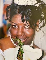 Sidney Curtis's Instagram, Twitter & Facebook