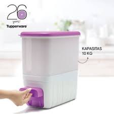 Tempat wisata di samarinda lainnya yang asyik untuk berlibur bersama keluarga adalah tjiu's palace. Jual Tempat Beras Tupperware 10 Kg Kota Samarinda Gerai Unik Samarinda Tokopedia