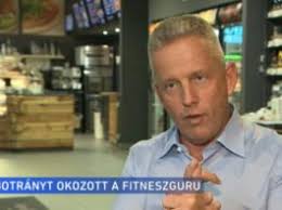 Ő erre azt mondta, hogy a vágódisznó kezdődik 100 kilónál, és nem egy férfi. Ebbol Botrany Lesz Most A Testesebb Ferfiaknak Szolt Be Schobert Norbi Hirhugo