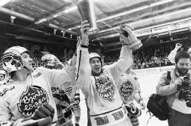 En av dem är jonathan sigalet, som skrivit på ett kontrakt med brynäs. Bjorkloven Tog Guld 1987 Toppar Hockeyallsvenskan Och Ska Till Shl