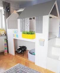 Hausbett Diy Anleitung Zum Bau Eines Ikea Kura Hacks Mit Treppe Milfcafe Hausbett Diy Bett Kinderbett Haus