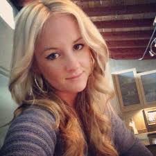 kala bell (@heyykala)