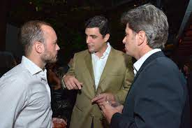 Самые новые твиты от raul amorim (@raul_amorim): Dante Cobucci Raul Amorim De Souza E Eduardo Botelho Circolare