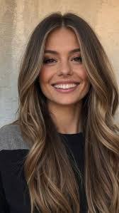 Krista Vinson's Instagram, Twitter & Facebook