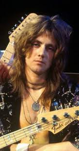 Who is really good at cutting hair for aussie doodles for a decent price?