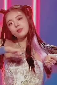 Gidalyeo wae gidalyeoseo mwohae naega nae mameul wae wae malhamyeon an dwae. Femadols Chanswu Itzy Lia Not Shy