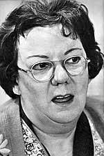 Дэнди Николс