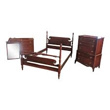 ✅ browse our daily deals for even more savings. Antique Chippendale Style Mahogany Pineapple Post Bedroom Set Chairish