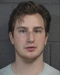 Man charged with robbing restaurant