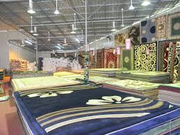 Kasur karpet karakter murah ini berbahan dasar rasfur (bahan yang sering digunakan pada boneka kelas atas) dan isi bantal adalah dacron ( bahan yang sering digunakan untuk mengisi bantal, boneka) lapisan dasar karpet pu leather dan bahan totol/bintik dan lapisan dalam dengan busa yang berkwalitas baik. Daftar Toko Karpet Semarang Murah Dan Lengkap Alamat Jalan