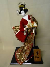 Vintage japanese geisha doll in glass case. Japanese Vintage Kimono Geisha Doll 55cm Folding Fan Nishijin Brocade Ebay Japanese Dolls Vintage Kimono Geisha Art