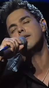 Sempre que eu respiro é por você...🎶💔 #zezedicamargoeluciano #sufocado  #sertanejo #relembrar #remember #fly #musica #foryou #music #fyp #sucesso  #song #tiktok #brazil