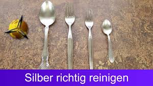 Geben sie diese auf eine zahnbürste und schrubben sie die ketten gründlich ab. Silber Reinigen Welche Hausmittel Helfen Wirklich Youtube