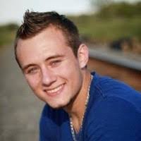 Alex Richards's Instagram, Twitter & Facebook