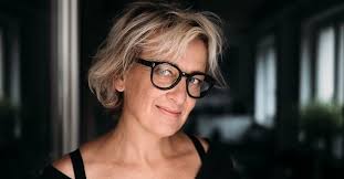Karolina Lewicka Dolacza Do Papaya Films Interaktywnie Com