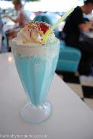 Bobby Jo S 50 S Diner Bubblegum Milkshake Vkusnyashki Eda Sladosti