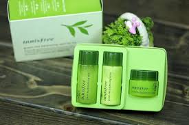 .up the green tea seed serum from this line because it was highly raved about and an innisfree however, while browsing in the innisfree shop in seoul, i saw the green tea seed cream and. Etop Brand Innisfree Green Tea Balancing Special Kit