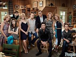 Takes You On The Set Of Fuller House John Stamos Says We Never Stopped Loving Each Other Full House House Series Et Nuevas
