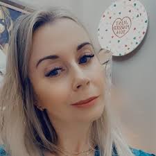 Changing Spaces: An older brother's best friend, age-gap romance.  (Callaghan Green Series Book 5)