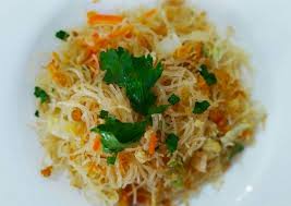 Masukkan bihun, tambahkan garam dan lada bubuk. Resep Bihun Goreng Lezat Resep Dapur Mama