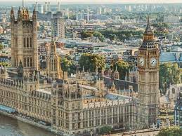 El gobierno anunció el jueves los detalles de las medidas regionales en tres niveles que entrarán en vigor el 2 de diciembre. Inglaterra Viajes No Esenciales Hasta 17 De Mayo 2021