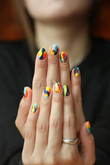 NAIL SERVICES