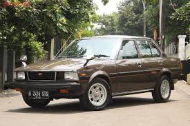 Kumpulan inspirasi modif toyota corolla dx. Toyota Corolla Dx Ompong Mesin Matic Warna Identik Banget Gridoto Com