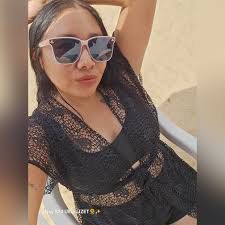 Mi amorcito obligandome a dormir a la misma hora: