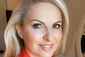 Check spelling or type a new query. Magda Tsegkoy H Apofash Na Katapsy3ei Ta Waria Ths Sta 32 Ths Athens Voice