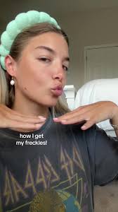 how i get the cutest freckles!! 🫶🏼 #freckles #fakefreckles  #frecklestutorial #babygofreckle