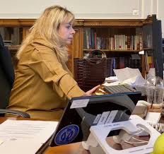 Anca dragu este membră în biroul național și candidată usr plus la senat, circumscripția bucurești. Anca Dragu AnunÅ£Äƒ CÄƒ I S Au Semnalat Timpi Mari News Ro