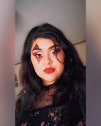 Jasmin Roque's Instagram, Twitter & Facebook