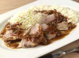 Verser 150 ml de bouillon de viande. Viande Des Recettes De Chef Classiques Ou Originales