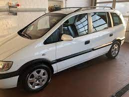 Gewöhnlich ist autolack 100 bis 140 die perfekte zeit, um das auto zu polieren, ist mit beginn des frühlings. Weisses Auto Polieren Was Sollte Man Beachten Cult7 De