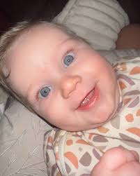 8 MONTHS ✨💗 This month was a big one for sweet Charlie girl. She has  become a TOTAL foodie (and she has 4 teeth now to chew it up)!! She is  obsessed