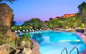 Although only about 16km from porto cervo, the rural village of san pantaleo provides a welcome dose of authenticity after the sterile resorts on the coast. Hotel Rocce Sarde 4 San Pantaleo Bis Zu 70 Voyage Prive