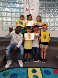 Ms. DeLaRosa's class did an excellent job of sharing information about  Texas Lutheran University. They even had an Ingleside graduate (Marquis  Barrolle) who played football at TLU come and visit.