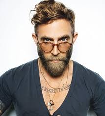 Haircuts for men who have a triangle face shape require some thickness on the sides and plenty of length on top. Undercut Heart Shaped Face Men Novocom Top
