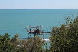 Choose from more than 460 properties, ideal house rentals for families, groups and couples. Mit Dem Fahrrad Kreuz Und Quer Durch Italien Die Abruzzen Das Fliegende Klassenzimmer