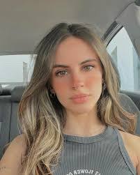 Julia Marquez's Instagram, Twitter & Facebook