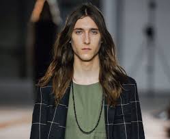 8 feminine hairstyles for guys also read: Best Long Hairstyles For Men 2021 Edition
