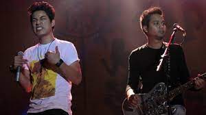 Sebaya project, performing pergi pagi pulang pagi by armadapencipta lagu: Chord Gitar Dan Lirik Lagu Pergi Pagi Pulang Pagi Armada Tribun Manado