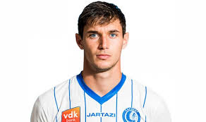 He is the product of karpaty lviv and dynamo kyiv sportive schools. Roman Yaremchuk Zimoj Mog Okazatsya V Apl Euro Com Ua