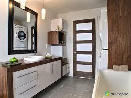 Prix En Or 149 000 Tx Piscine Creusee Sentier Quai Faites Vite Nouveau Bord De L Bathroom Remodel Designs Bathrooms Remodel Washbasin Design