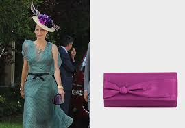 Rania ha elegido este look para una reunión de trabajo por videoconferencia. Complementos Para Invitadas De Boda 2015 En Primeriti Primeriti Blog El Corte Ingles