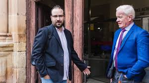 Condenado el exprocurador del PSOE Ángel Hernández a un año y nueve meses de cárcel por maltrato a su expareja