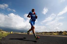 Laufevent über mehrere distanzen ( 50/42,2/21,1/10,5/5 km ) zu einer der schönsten jahreszeiten, wenn die wälder sich. 3athlon Dnf Is No Option 2 40 00 Marathon Und Streckenrekord Mit 8 01 40 Patrick Lange Zeigt Beim Ironman Hawaii Seine Klasse